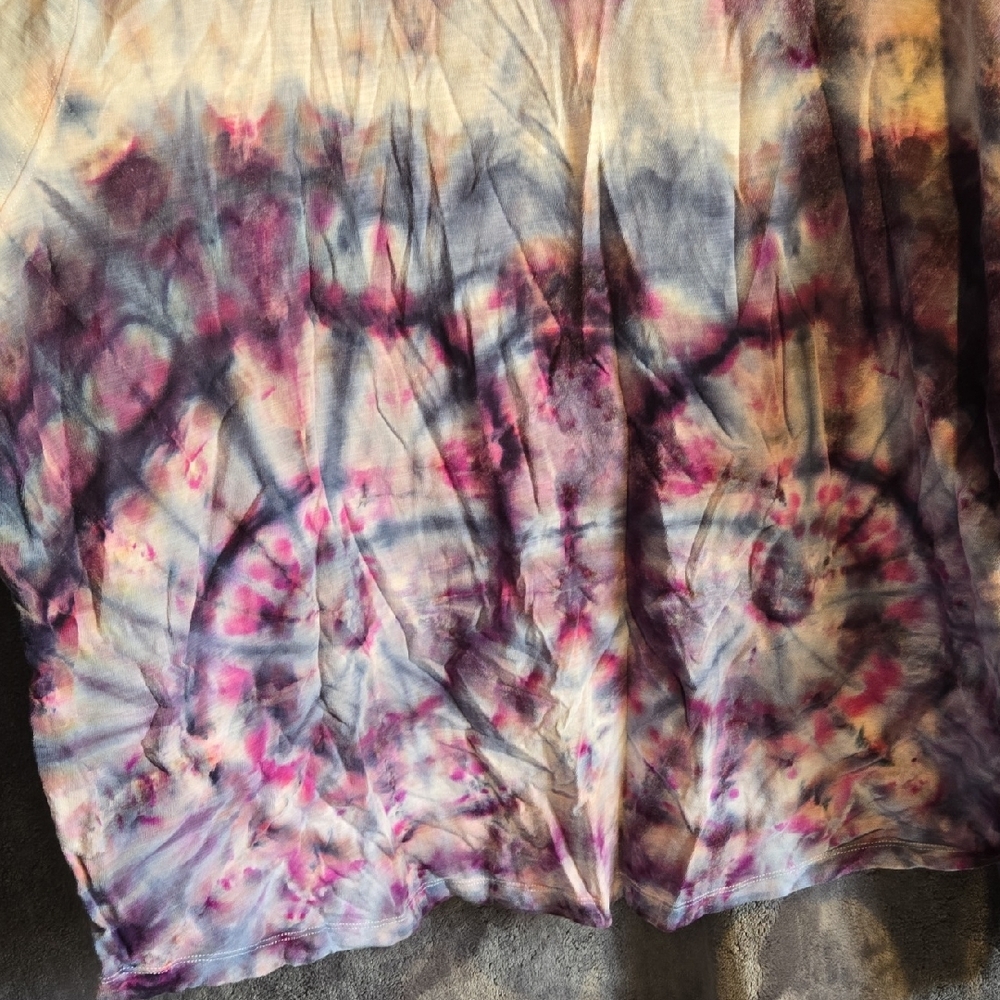 Old Navy Multicolor Tie-Dye Long Sleeve Top - Picture 2 of 5